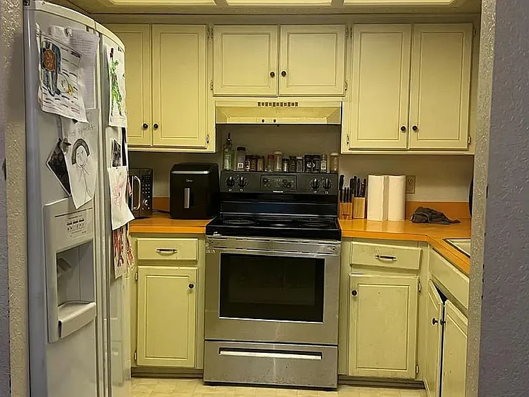 2533 W Hefner Rd — Photo 16
