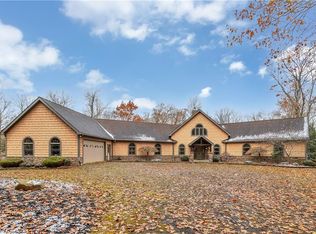 219 Reed Rd, New Castle, PA 16102