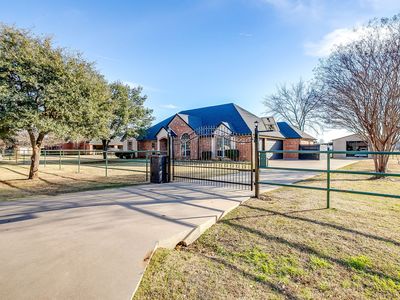 1008 Dapple Gray Rd, Crowley, TX, 76036