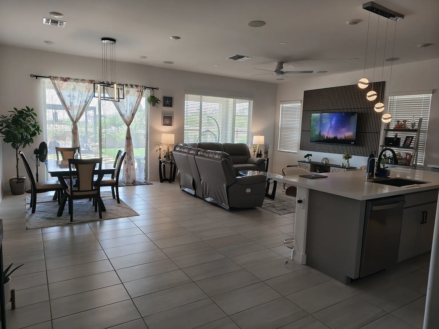 22553 E Saddle Way — Photo 2
