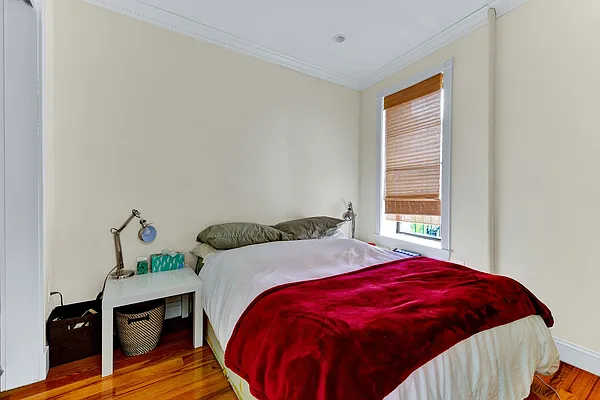 Rented by Blip LLC | media 44