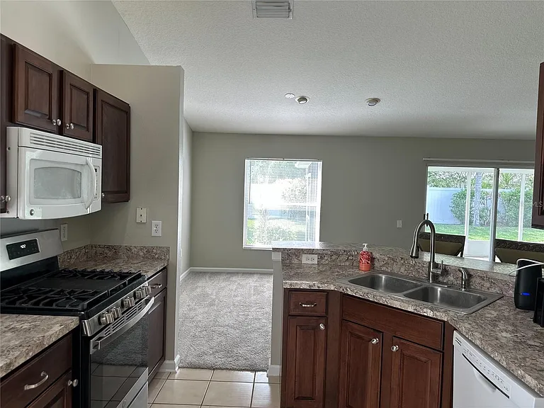 30747 Burleigh Dr — Photo 8