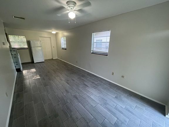 3rd image of 12140 Munbury Dr #4