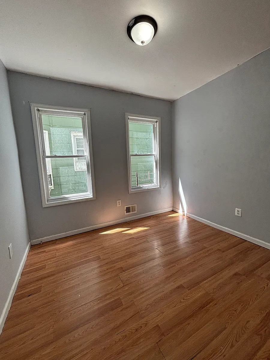 Building Photo - 50 Franklin St #A