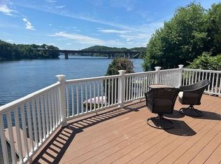 34 Oakland Ave, Shrewsbury, MA 01545