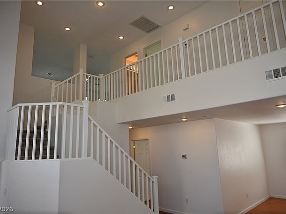 3rd image of 9859 Erins Grove Ct