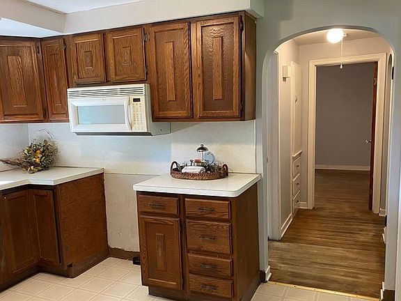 5th image of 4000 Crescent Dr