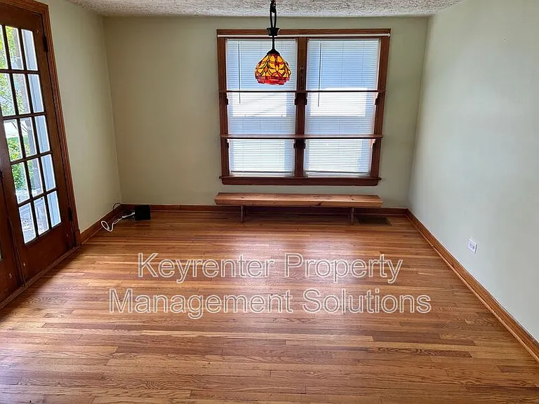 3922 Churchville Ave — Photo 12