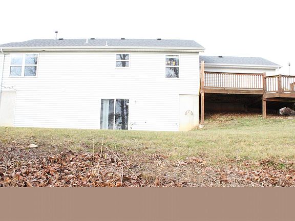 2nd image of 3 Willow Valley Ct