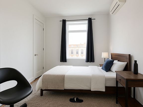 3rd image of 997 Jefferson Ave APT 3C