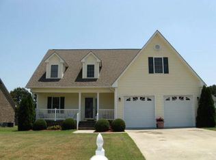 208 Harvest Rd, Roanoke Rapids, NC 27870