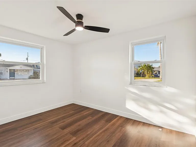 410 Virginia Ave — Photo 22