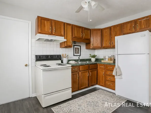 4805 NW Homestead Rd, Riverside, MO 64150