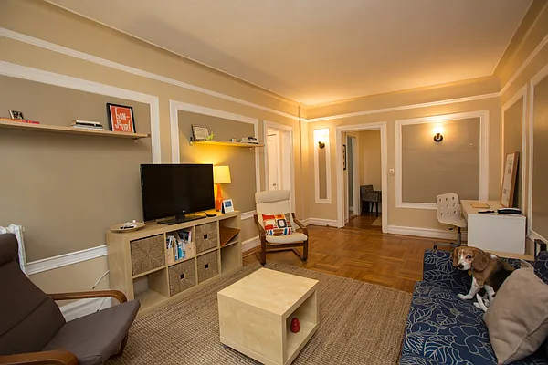 Sold by Garfield Realty  | media 3