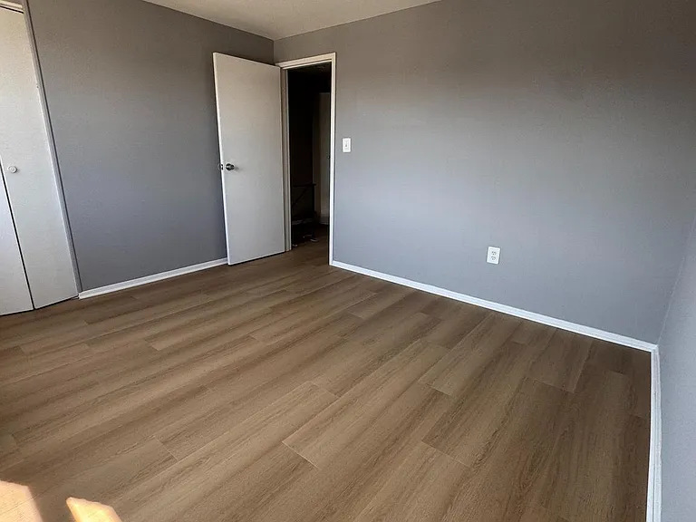 8031 Wynbrook Rd — Photo 13