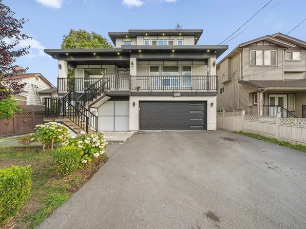 12822 114a Ave, Surrey, BC V3R 2M9