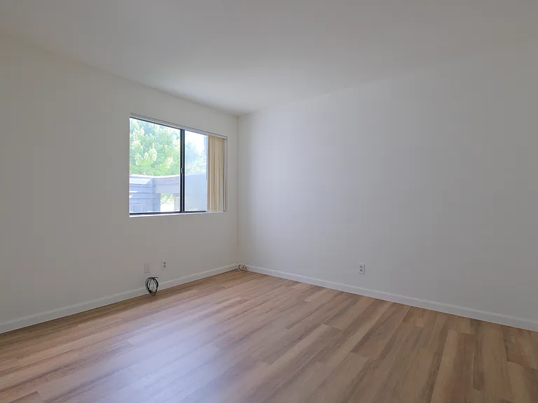3180 Country Club Dr #10A — Photo 16