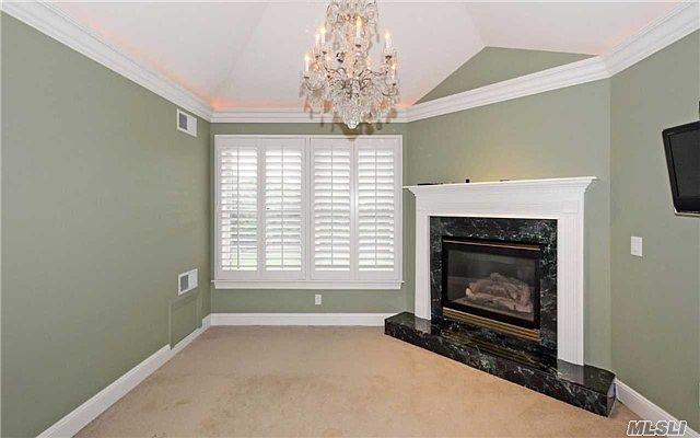 1st image of 16 Old Bridge Ct