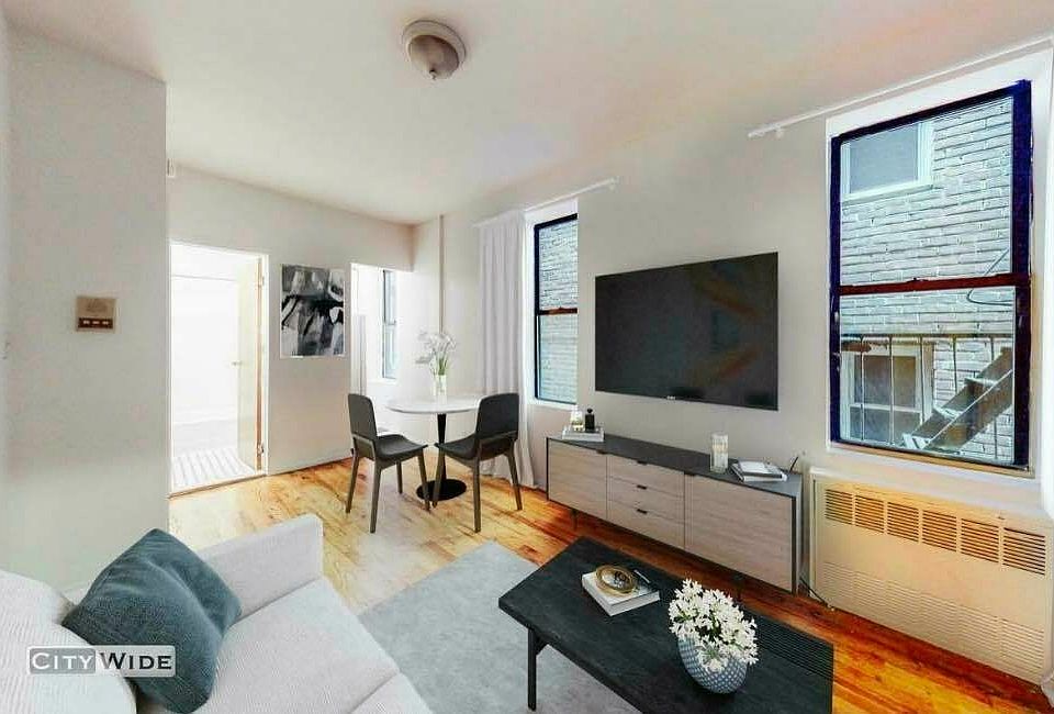 1st image of 417 E 65th St #31