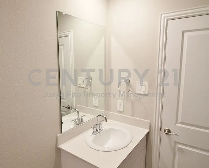 4208 Mountain Creek Dr — Photo 28