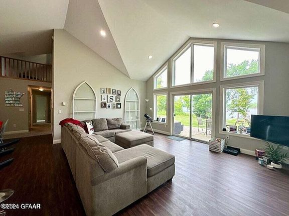 4th image of 19746 Hideaway Cove Dr SE