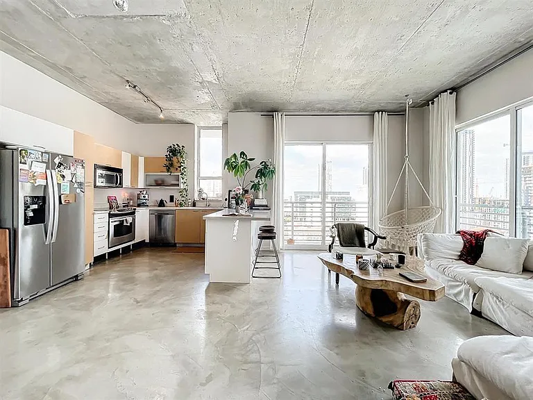 234 NE 3rd St #1901 — Photo 9
