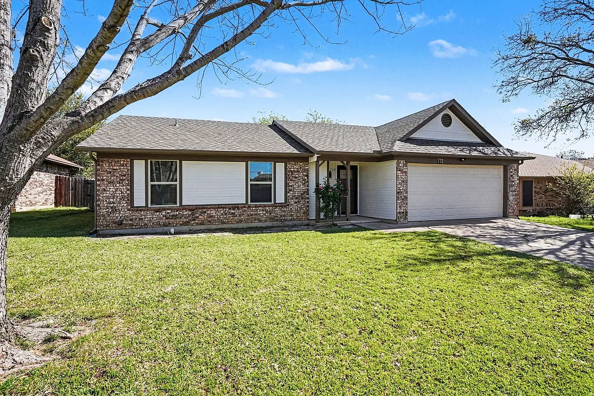 Building Photo - 772 Hampshire Dr