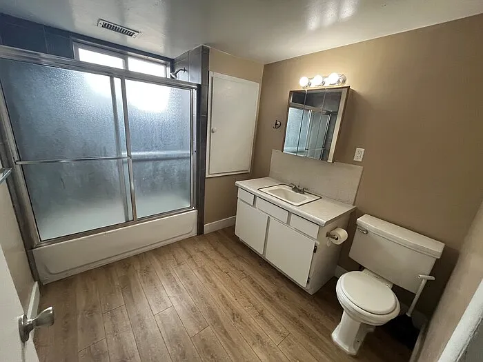 515 W Fern Dr #A — Photo 5