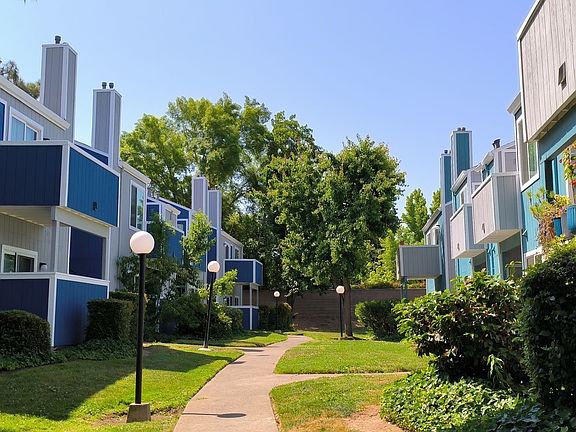 4th image of 7522 Sunrise Blvd #09dd2ddfd