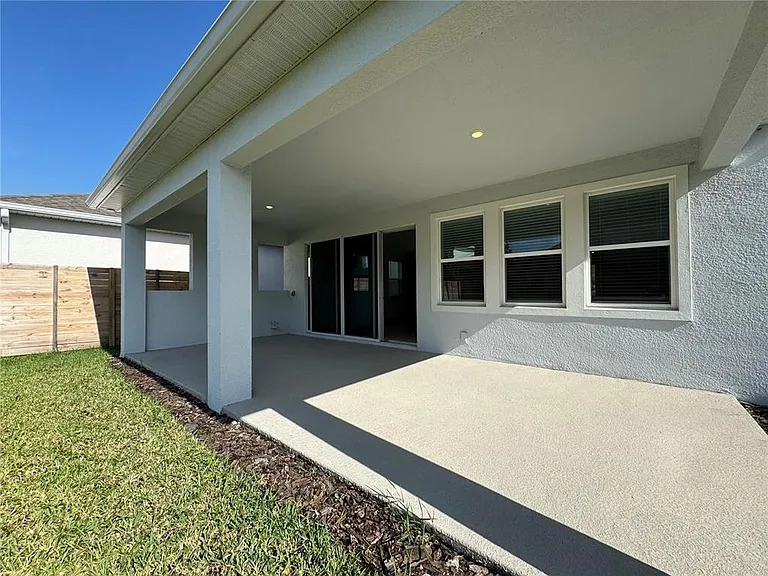 19141 Planetree St — Photo 39