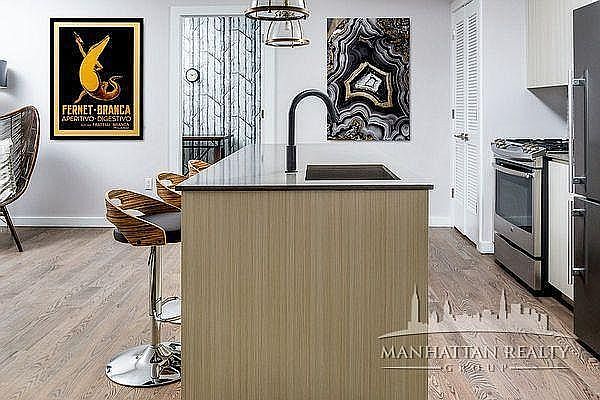 1st image of 125 Parkside Ave #3C