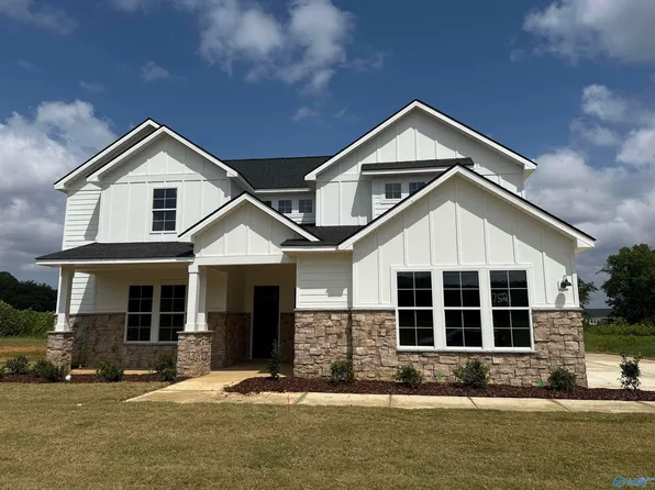 7521 Speckle Belly Blvd, Owens Cross Roads, AL 35763