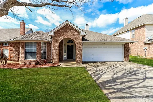 7728 Blossom Dr Photo 1