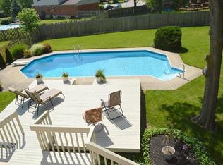 7817 Plantation Dr, West Chester, OH