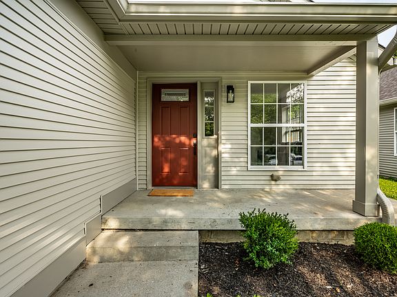 3rd image of 3818 Fetlock Dr