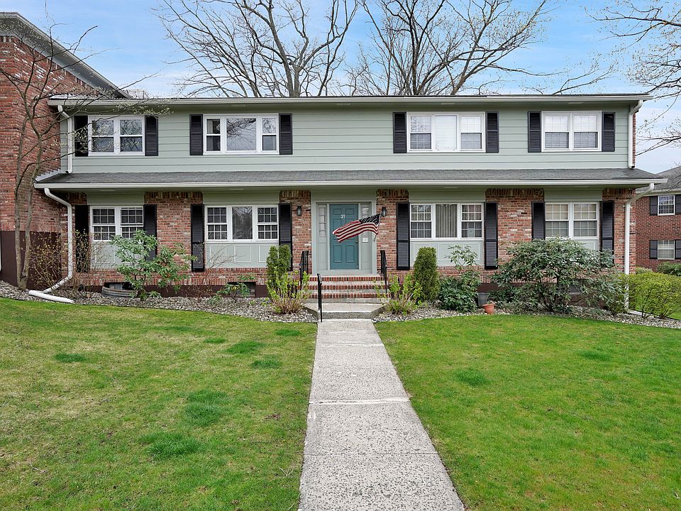 1st image of 31 Milford Ln APT W13