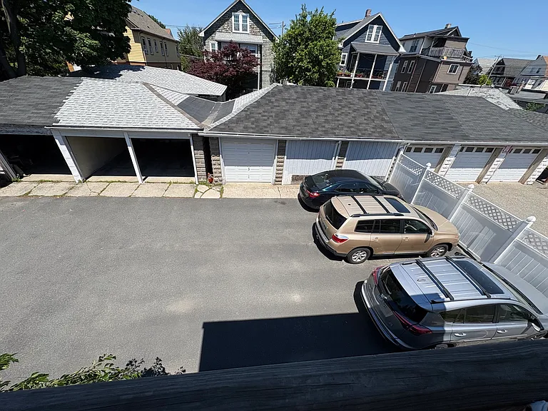 167 Harvard St — Photo 12