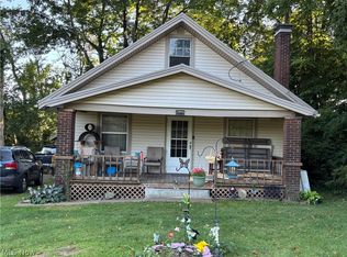 2806 3rd St NE, Canton, OH 44704