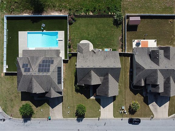4th image of 7356 Roundstone Dr