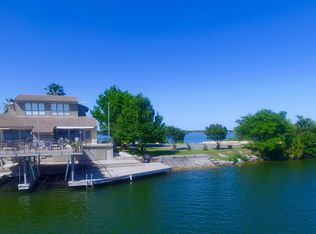 533 Lighthouse Dr #3, Horseshoe Bay, TX 78657