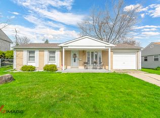 322 Hickory Ave, Romeoville, IL 60446