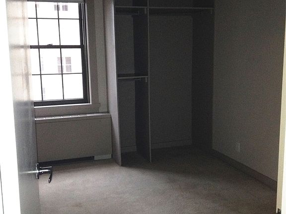 3rd image of 225 S 18th St Unit 1414