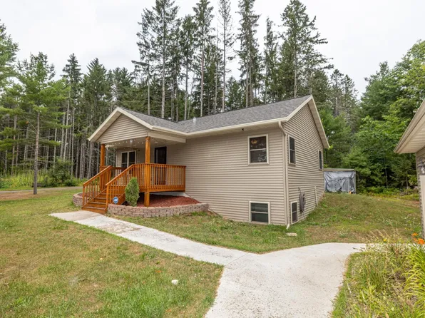 12744 Pickerel Dr, Minocqua, WI 54548
