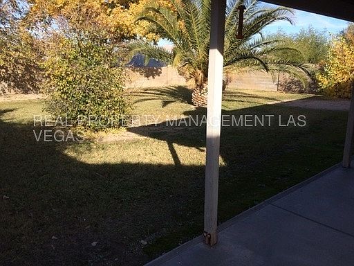 2nd image of 4340 El Como Way