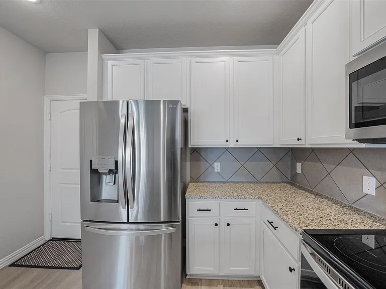 2744 Baneberry Ln — Photo 13