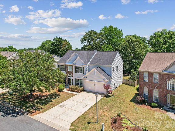 4th image of 2523 Beacon Forest Dr