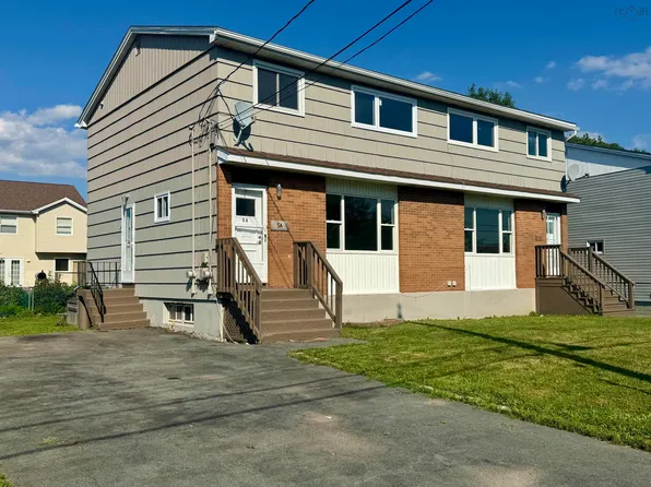 5/5A Marilyn Dr, Dartmouth, NS B2Y 3X9