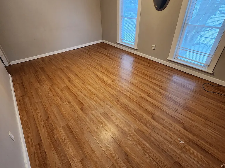 186 N Elm St #2 — Photo 7