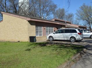 2420 Moneda Ave, Haltom City, TX 76117