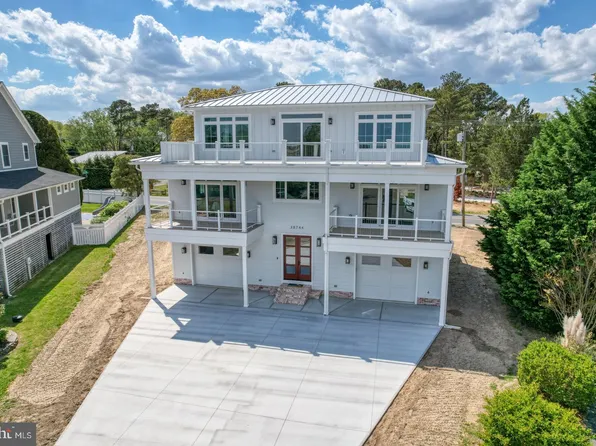 38744 Apple Ct, Ocean View, DE 19970